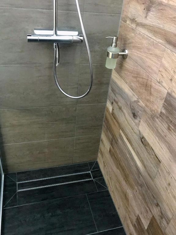 Salzhausblick Business Apartments - Zentrale Lage Am Salzhaus - Mwst-Rechnung Verfuegbar Zittau Buitenkant foto